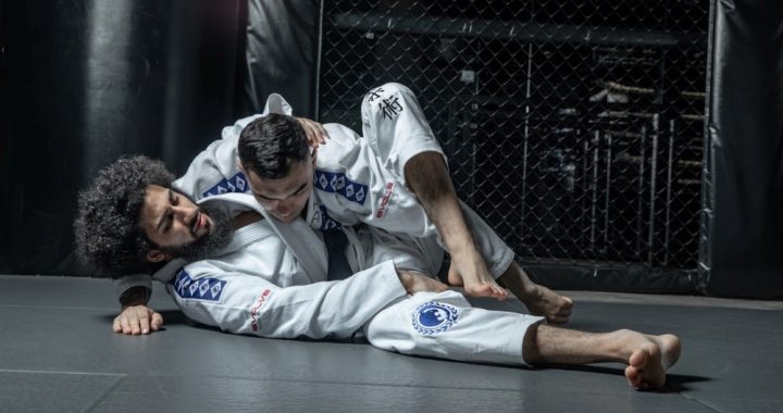 Comment transformer les tables du contrôle du côté inférieur en bjj