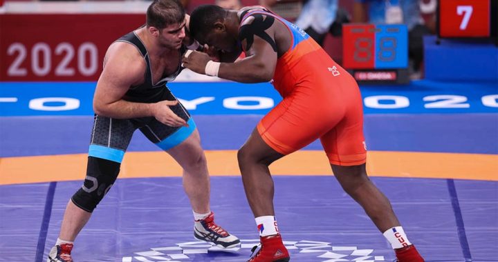 10 Wrestling Moves And Techniques You Should Master