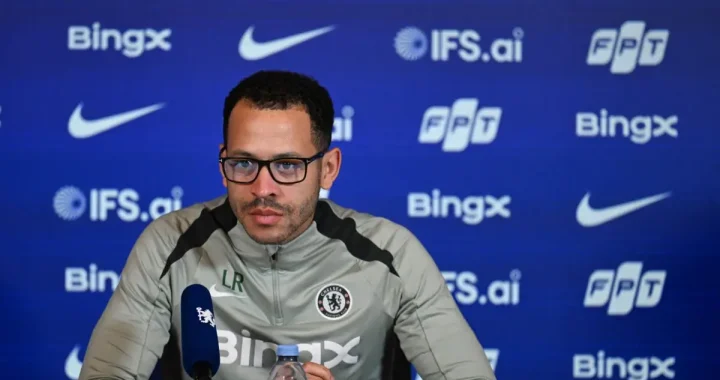 Chelsea: Liam Rosenior mengecam pemainnya setelah kekalahan lagi