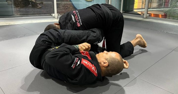 Fentes et transitions depuis la position de la main en selle